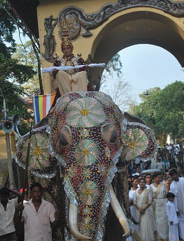 kelaniya1