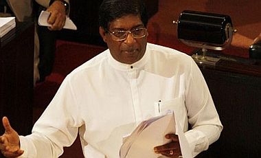 ravi karunanayake2